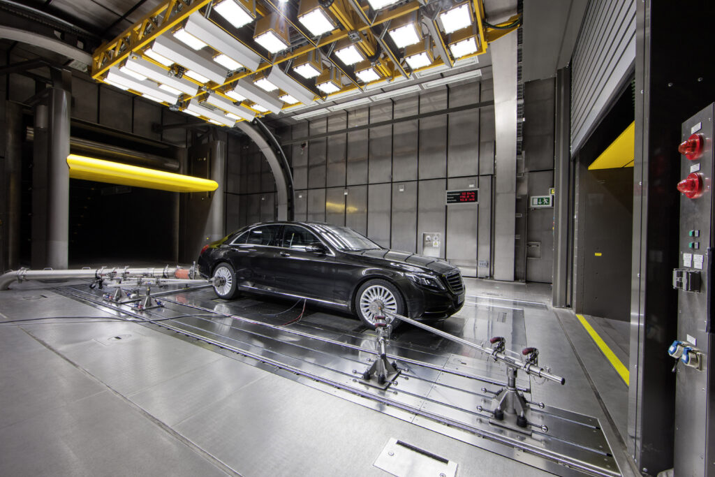 Mercedes-Benz S-Class with the CO2-based air conditioning system under test in the aeroacoustic wind tunnel in Sindelfingen, Germany